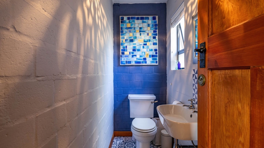 4 Bedroom Property for Sale in San Michel Western Cape